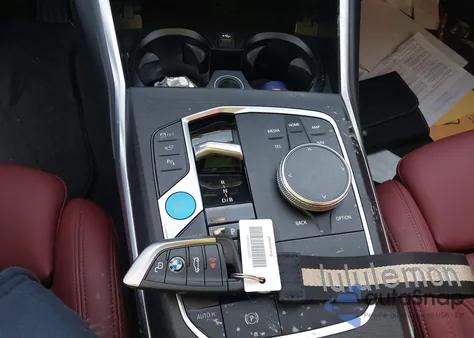 2024 BMW I4 Edrive35 из США, поврежденный, VIN WBY43AW08RFT12002